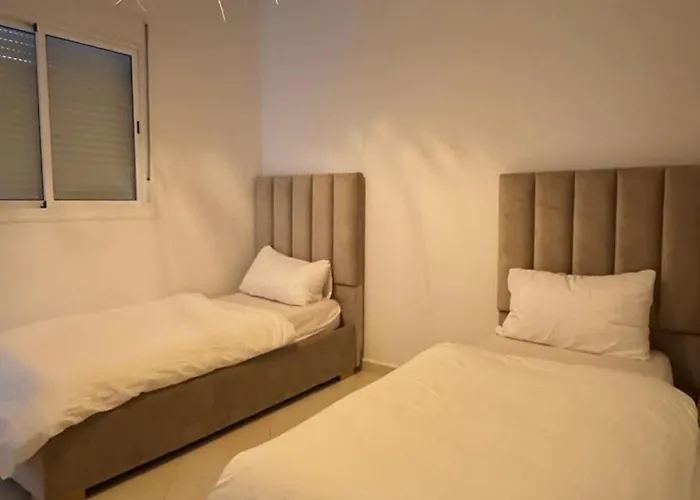 Appartement A Tanger 7 Min De La Gare Tgv Et Malabata En Voiture Pour Famille, For Family , Interdit Couples Araabic Non Marie, Forbidden Unmarried Araabic Couples